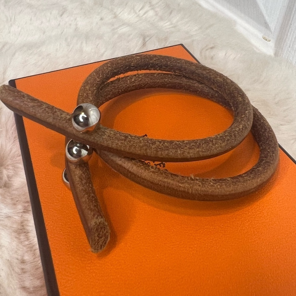 HERMES LEATHER BANGLE UNISEX BRACELET WITH BOX - Picture 7 of 15